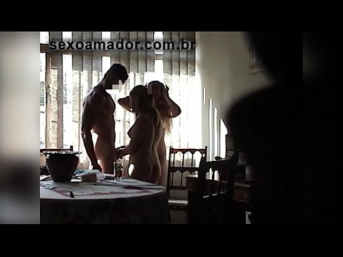 ❤️ Amigos sexuais convidam um homem gigante e uma ménage à trois com ele ❤❌ Sexo vídeo em pt-br.loanworld.top ❌
